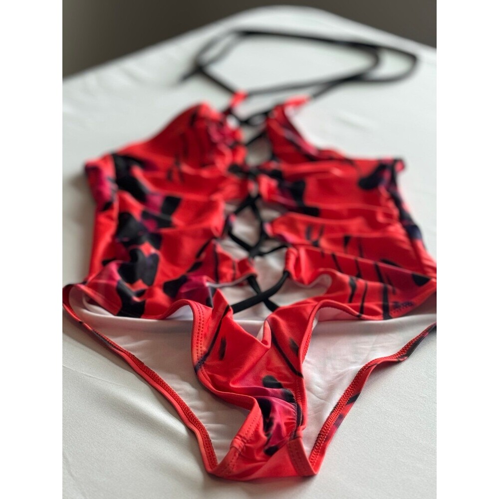 Gorgeous, Colorful Swimwear For Women, Size Small Clothing, One-Piece Swimsuit - Picture 6 of 6